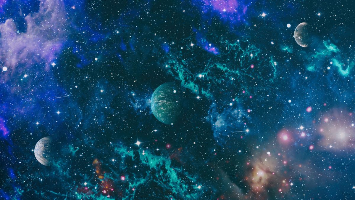 Ein faszinierendes Bild des Kosmos mit Planeten und leuchtenden Sternen.