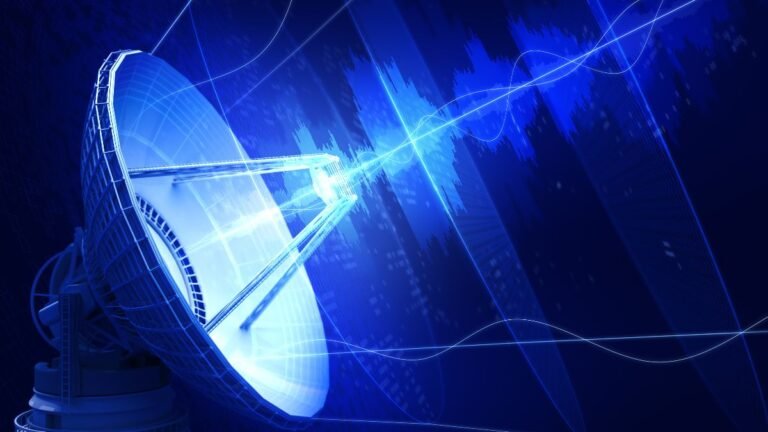 Eine moderne Antenne empfängt elektromagnetische Wellen in einem digitalen Umfeld.
