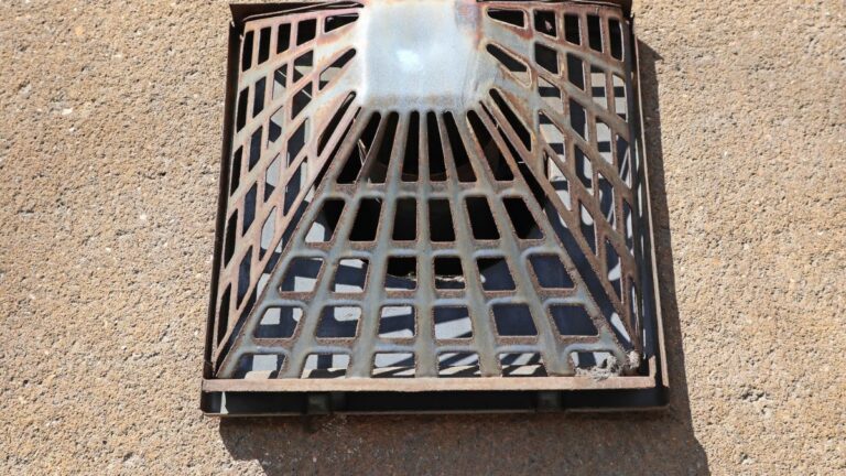 Belüftungselement eines Gasofens, das für Luftzirkulation sorgt.